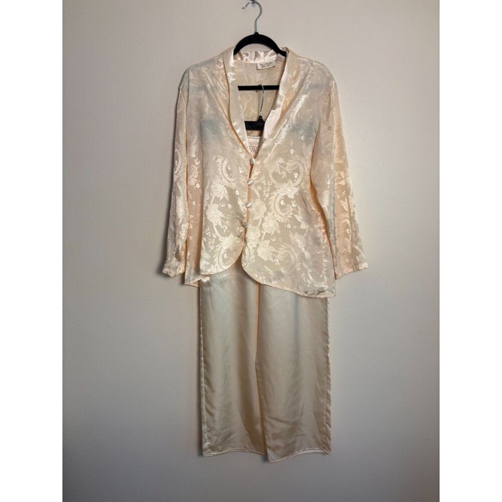VTG VS Gold Label Champagne Silky PJ Set